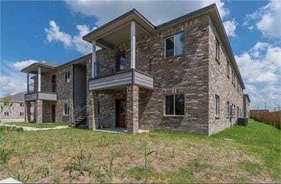 Building Photo - 502 E Hazelwood St