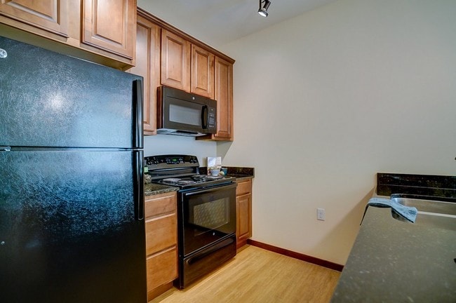 Allen- Kitchen - Kingston Corners