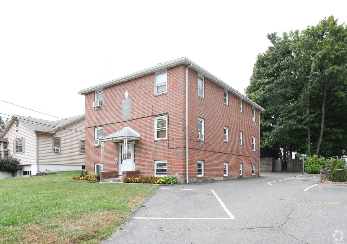 Primary Photo - 30 Dudley St