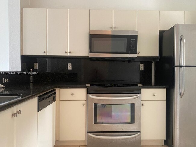 Foto del edificio - 17630 NW 73rd Ave