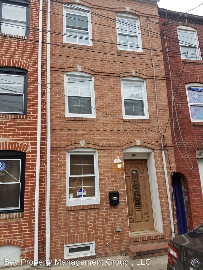 Building Photo - 3 br, 2.5 bath House - 104 S Regester St