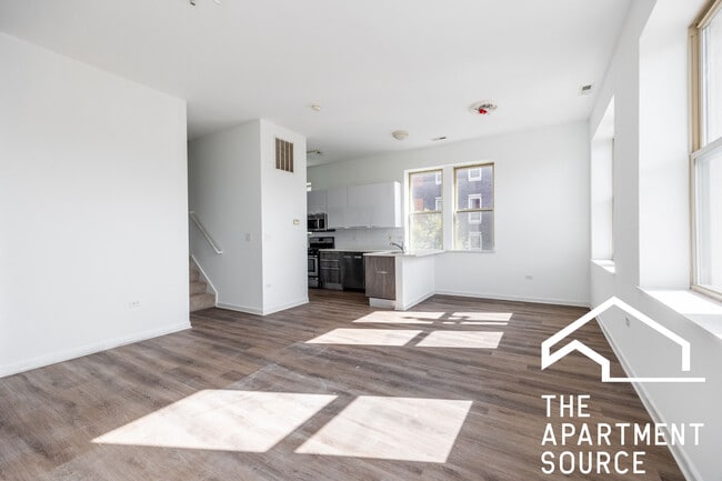 Photo - 2700 W North Ave Apartment