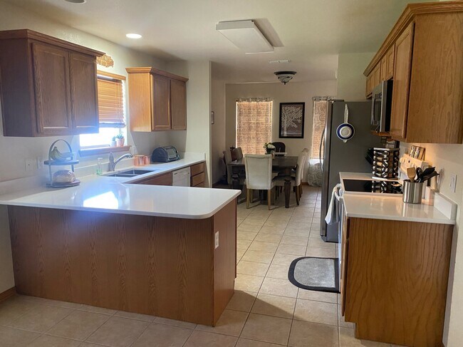 Building Photo - 1804 Arbor Dr