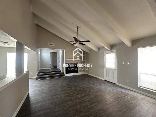 Building Photo - 5416 Fieldcrest Ave