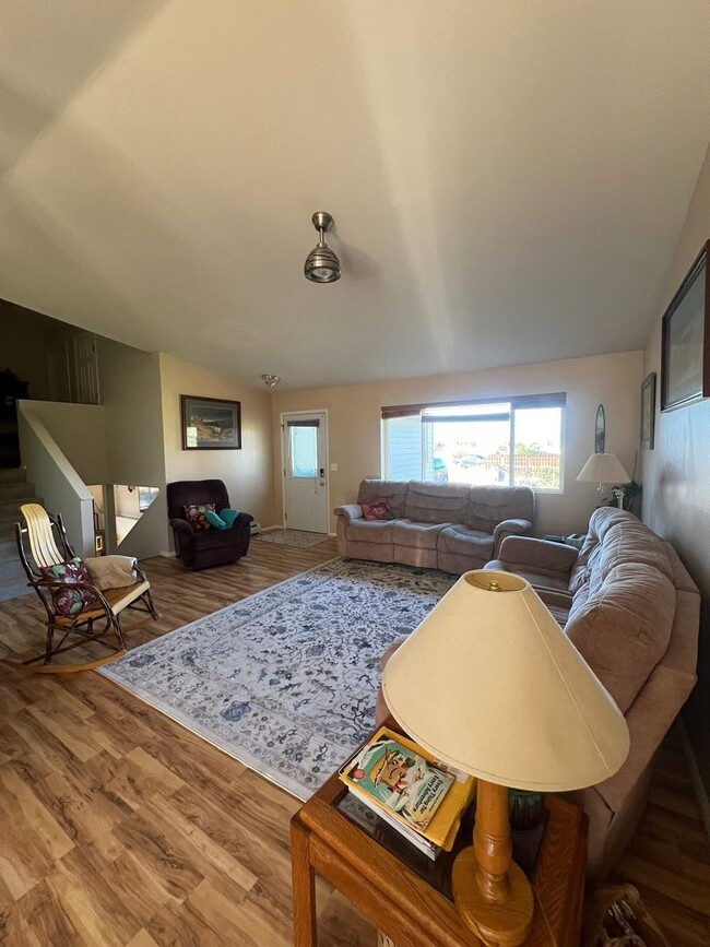 Building Photo - 2655 Toney Dr