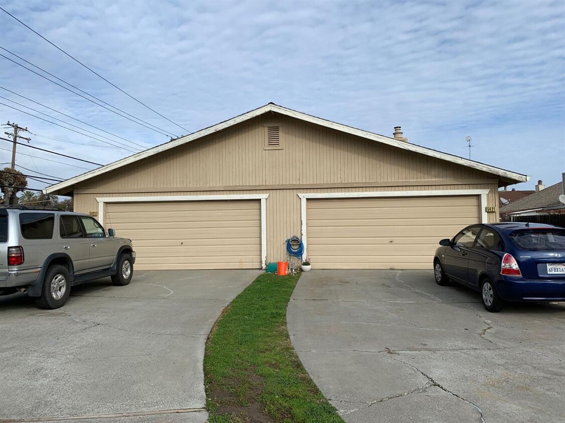 Primary Photo - 5421-5423ro