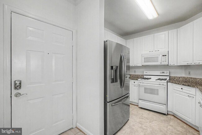 Foto del edificio - 2711 Bellforest Ct