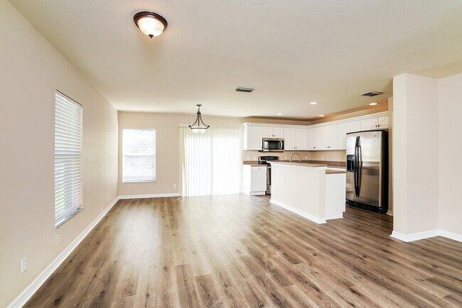 Foto del edificio - 15130 Piping Plover Ct