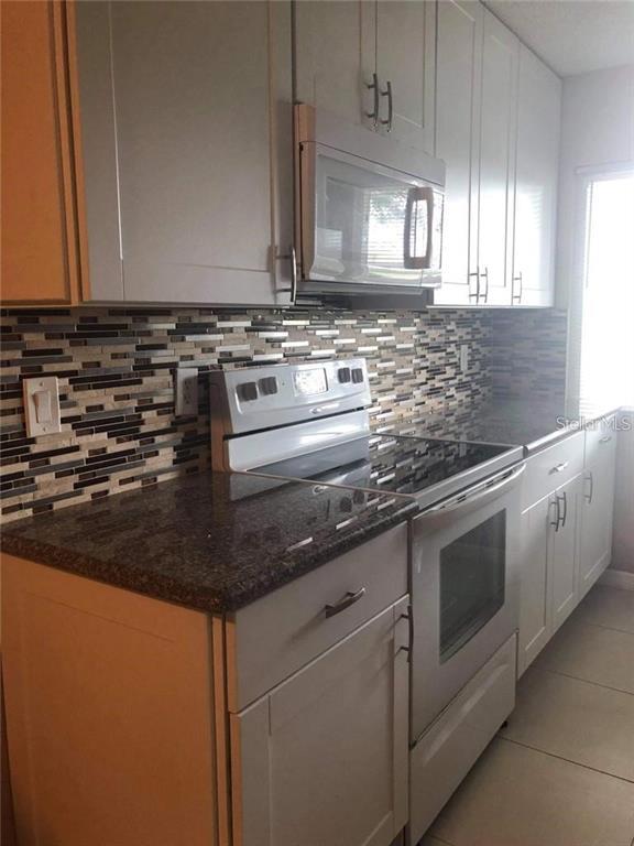 Foto del edificio - 11416 Bay St NE
