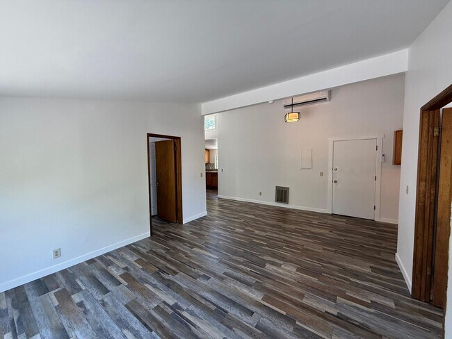 Photo - 1641 (TPO) Apartment