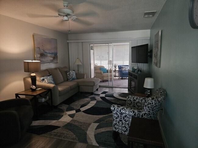 Photo - 2740 Golf Course Dr Townhome