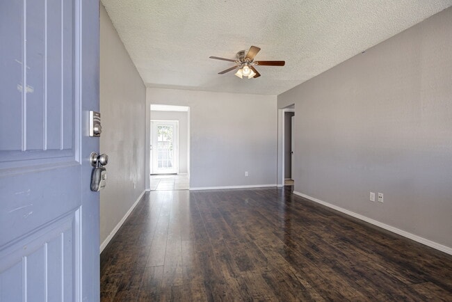 Photo - 916 S Patterson Dr (Moore, OK) House
