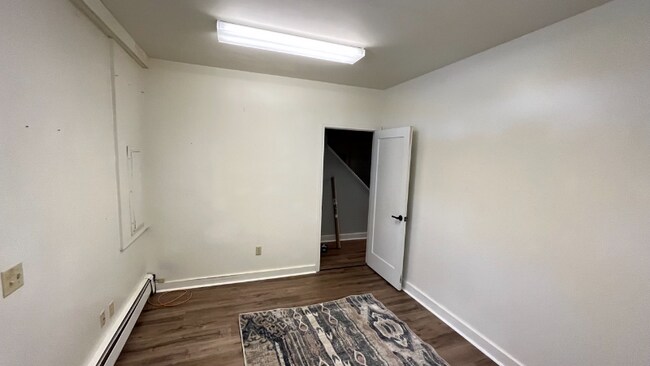 Building Photo - 103 Harpswell Rd