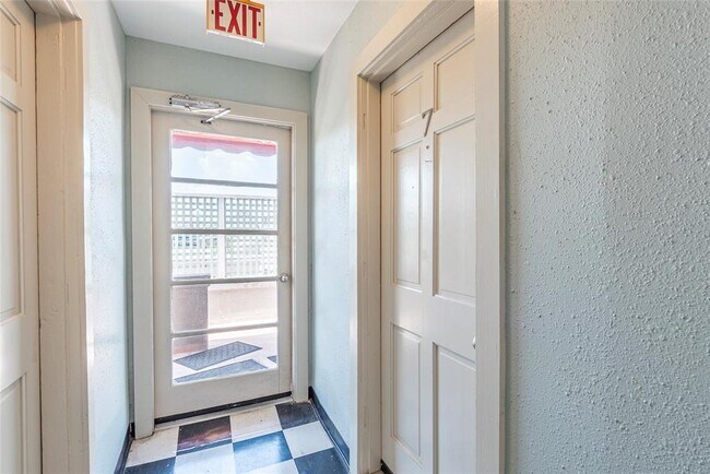 Foto del edificio - 1413 23rd Street Rear