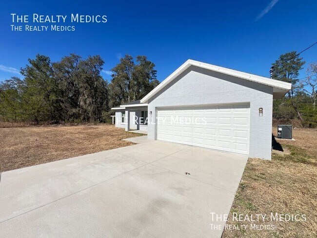 Foto del edificio - 113 Fisher Ct