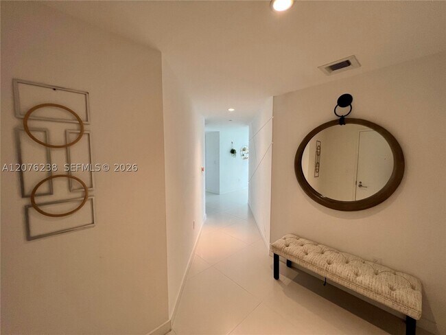 Foto del edificio - 1300 S Miami Ave
