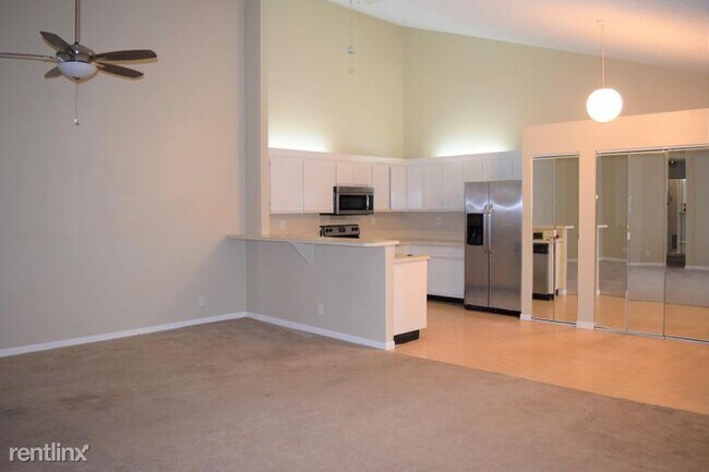 Foto del edificio - 2 br, 2 bath House - Westchester Townhouses
