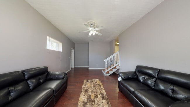 Photo - 1014 E Colvin St House