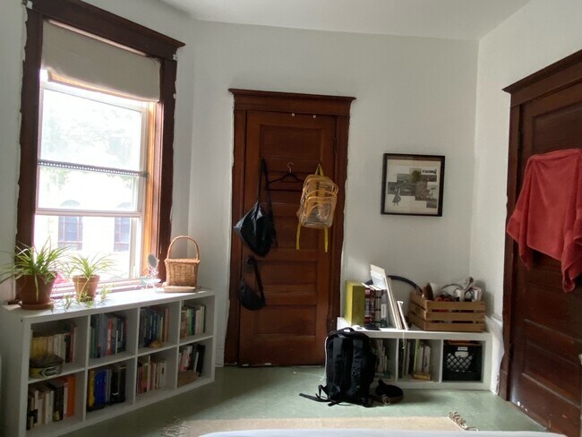 Building Photo - 2658 West 23rd Street