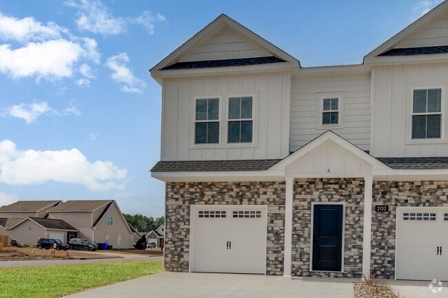 Building Photo - 2105 N Kali Ln