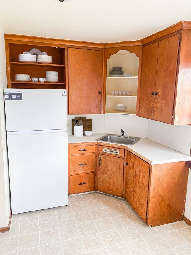Unit C - Kitchen - 952 Highland Ave