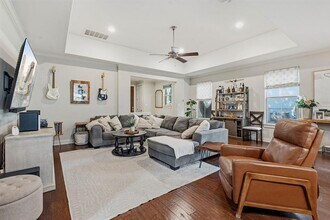 Building Photo - 15317 Falconhead Grove Loop