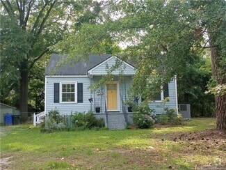 Building Photo - 911 Anarine Rd