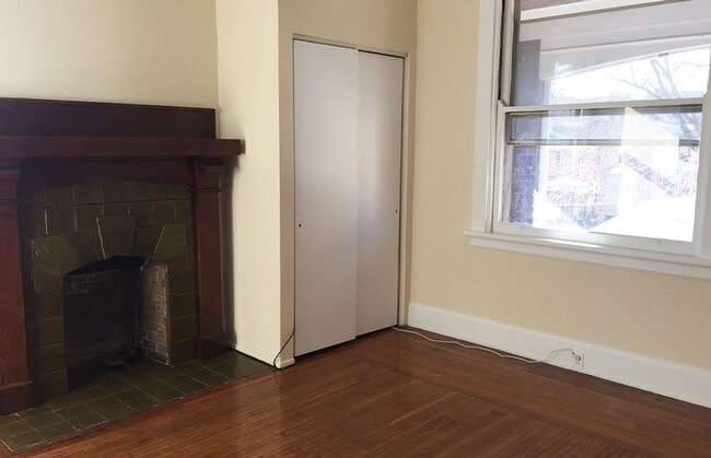 Building Photo - 3400 Ormond Ave