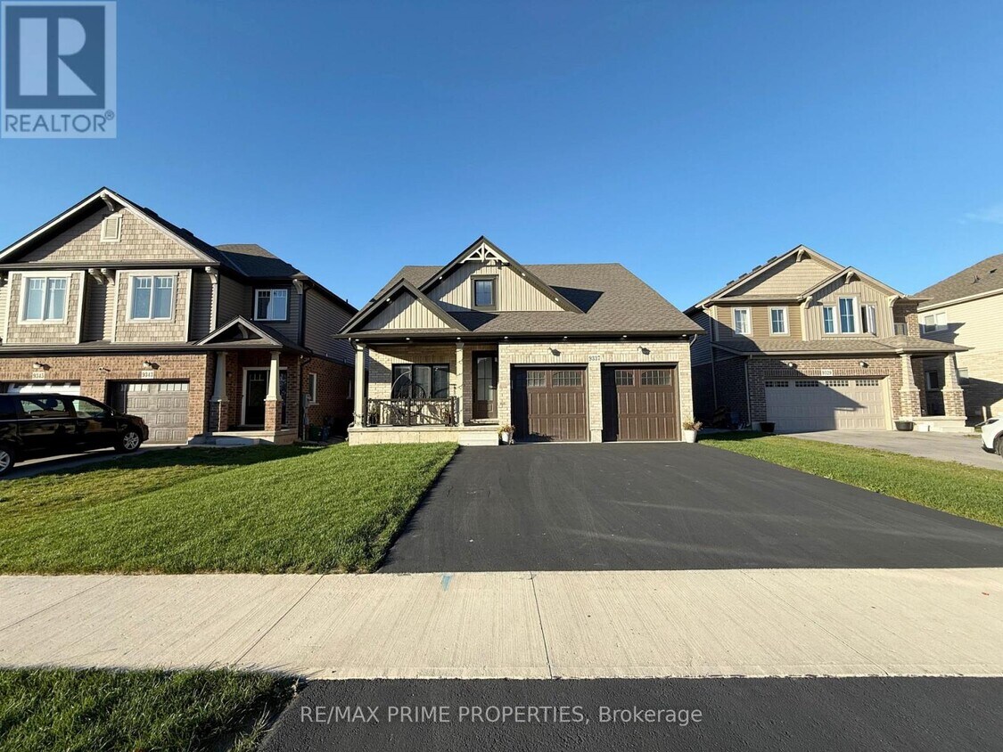 Primary Photo - 9337 White Oak Ave