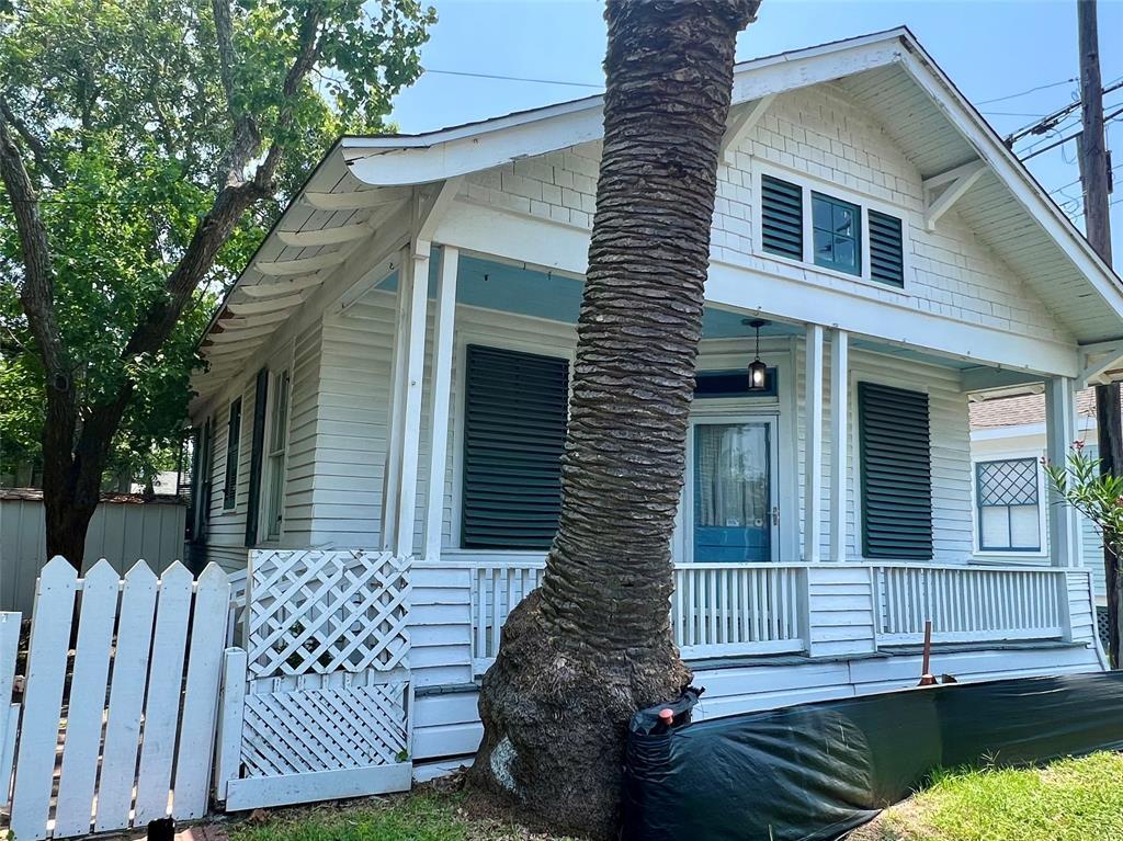 2010 37th St, Galveston, TX 77550 House Rental in Galveston, TX