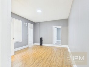 Building Photo - 597 W Philadelphia St
