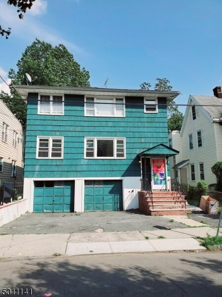 Primary Photo - 54 Brookdale Ave