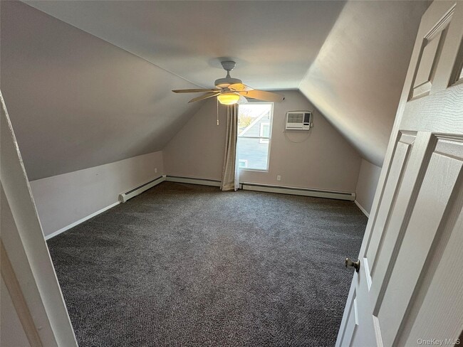 Building Photo - 427 Raft Ave