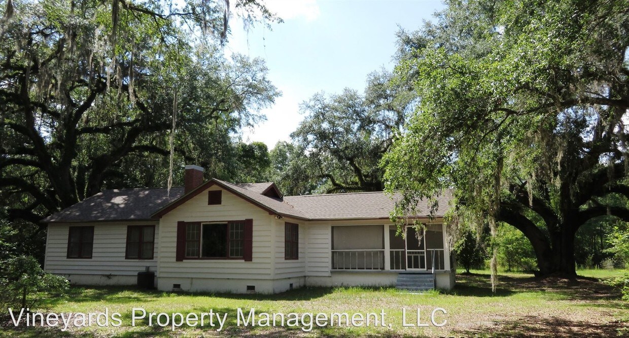 22730 Blountstown Hwy, Tallahassee, FL 32310 House Rental in