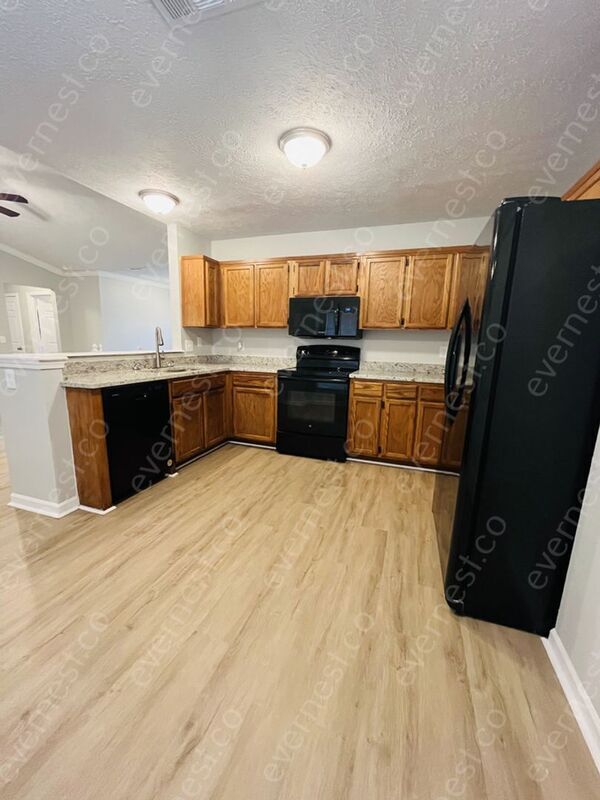 Building Photo - 409 Black Mountain Dr