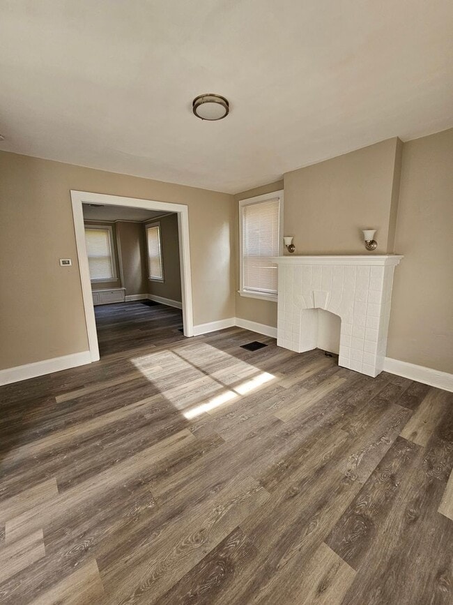 Building Photo - 942 Olive Ave | 3 Beds, 1 Bath