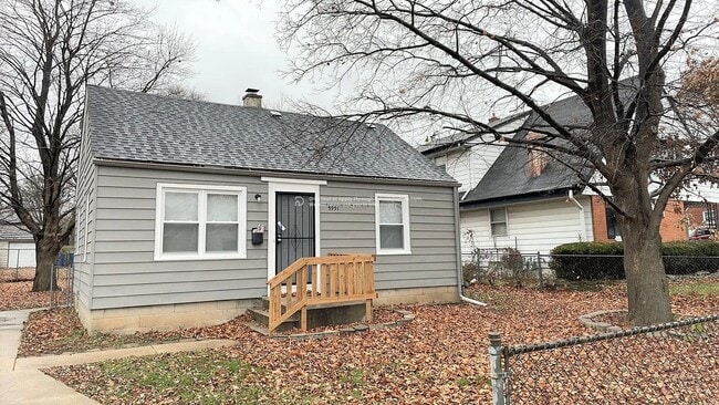 Building Photo - 5951 N 64th St