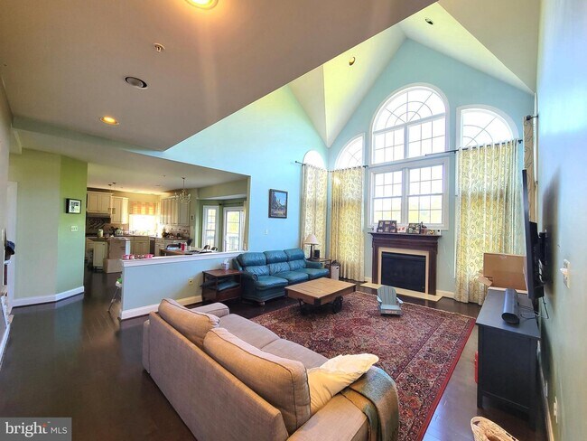 Foto del edificio - 207 Cadwallader Rd
