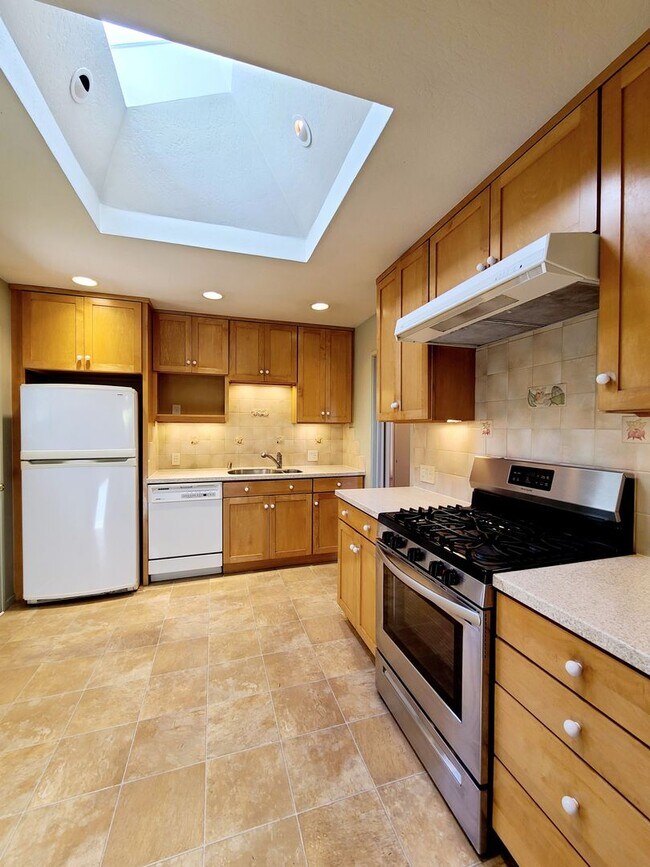 Foto del edificio - Well Maintained Home in a Wonderful Neighb...
