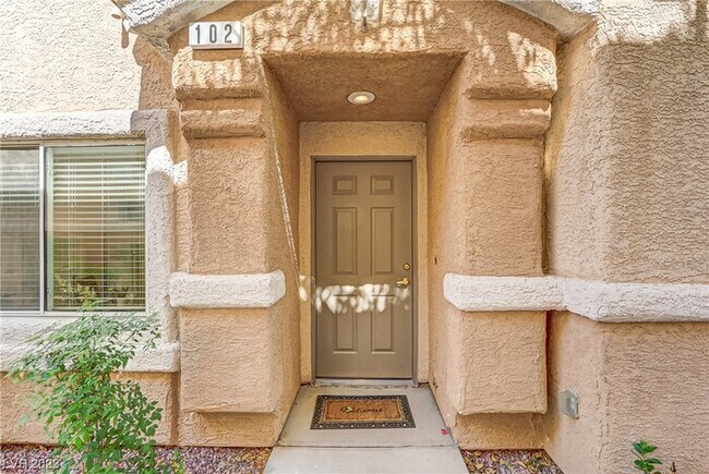Foto del edificio - Beautiful Clark County Townhome