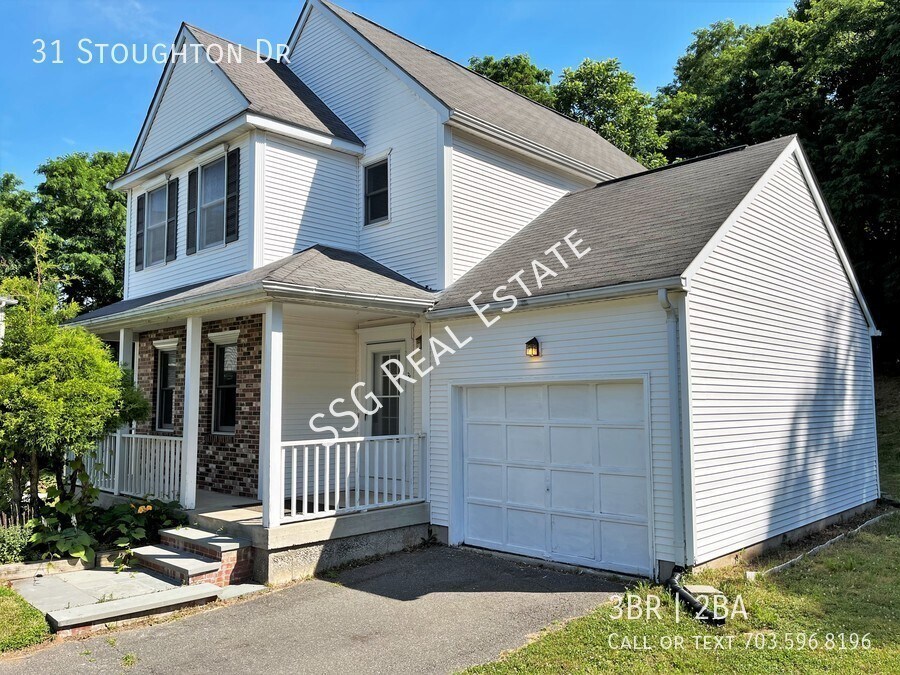 Bright and Sunny 3 Bed Colonial with front... House for Rent in South