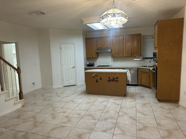 Building Photo - 1030 Forestburg Dr