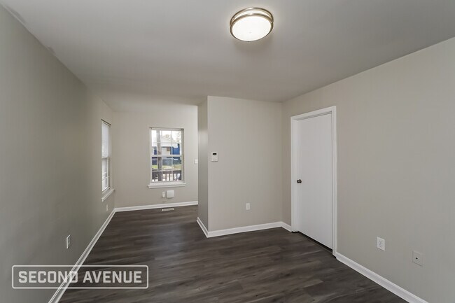 Foto del edificio - 1819 Duncan St