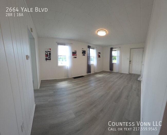 Building Photo - 2664 Yale Blvd