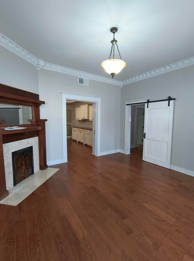 Building Photo - Stunning and Spacious Historic Home – Your...