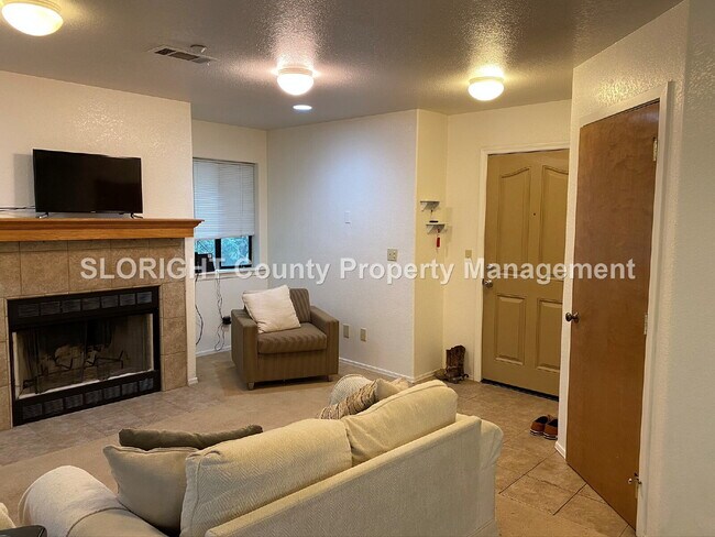 Foto del edificio - AVAILABLE MARCH - SLO Home Near Downtown - 3 Bed / 2.5 Bath