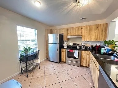 Building Photo - 5265 E Bay Dr