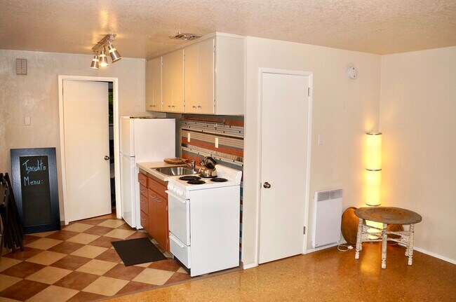 Foto del edificio - 2326 W Thurman St