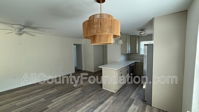 Foto del edificio - 123 Woodduck Dr