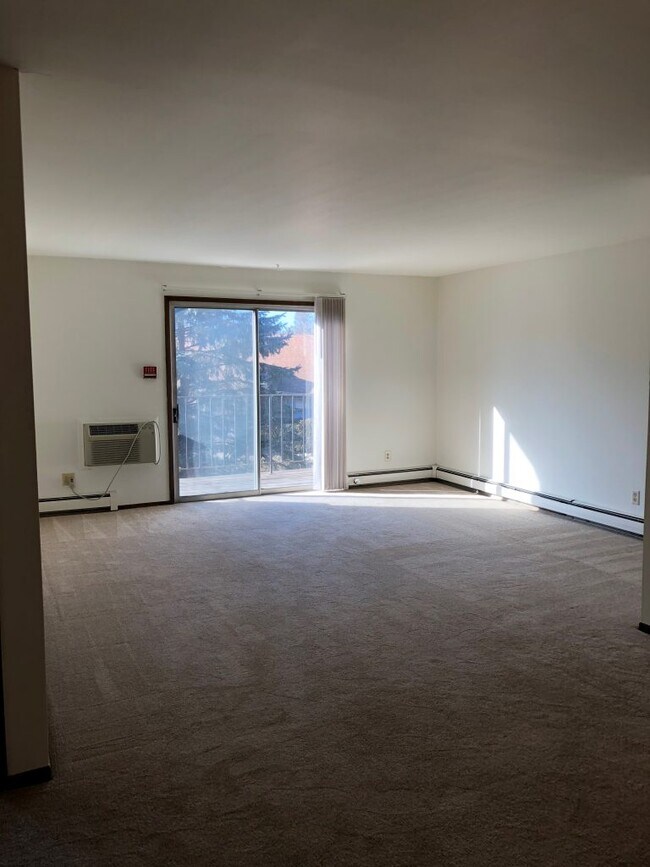 Foto del edificio - Mequon Parc Apartments